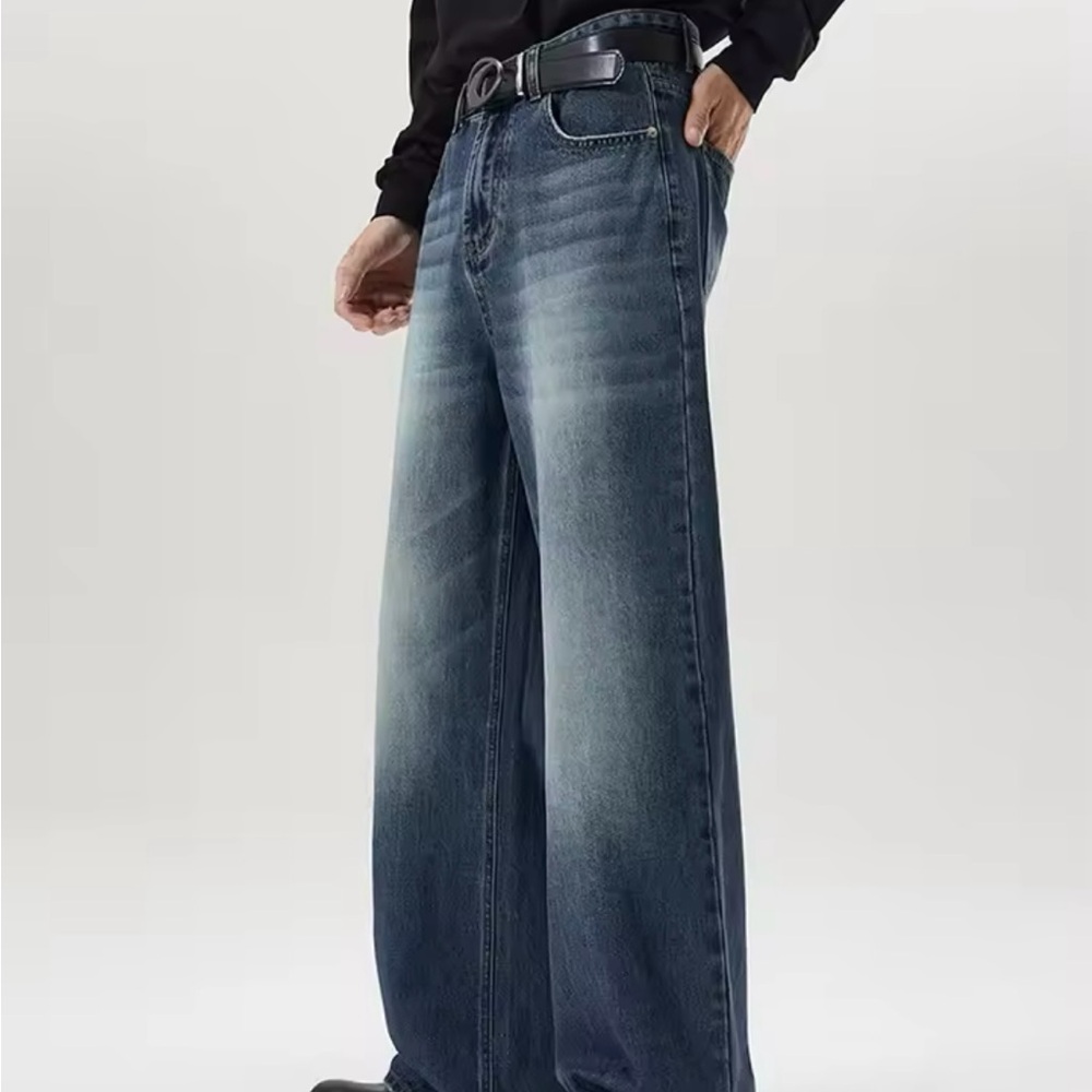 Men's Blue Wide Legged Jeans